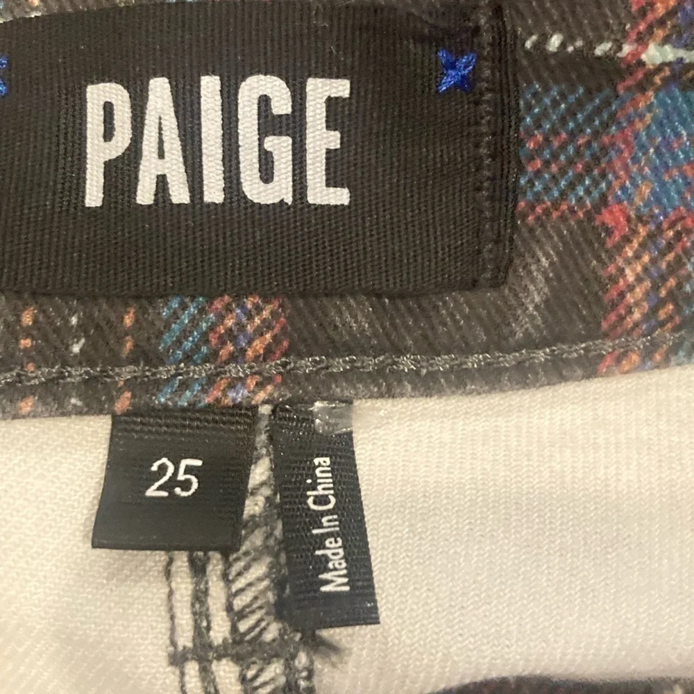 Paige size 25 Hoxton Ankle Black Atlantic Titan plaid jeans